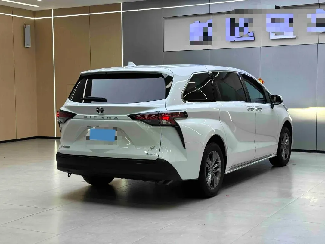 2026 Toyota Sienna 2.5L 189HP L4 E-CVT Hybrid,autocango,china used car exporter,china ev exporter,chinese used car exporter,chinese used ev exporter