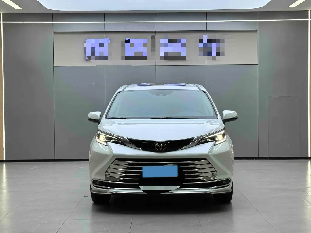 2026 Toyota Sienna 2.5L 189HP L4 E-CVT Hybrid,autocango,china used car exporter,china ev exporter,chinese used car exporter,chinese used ev exporter