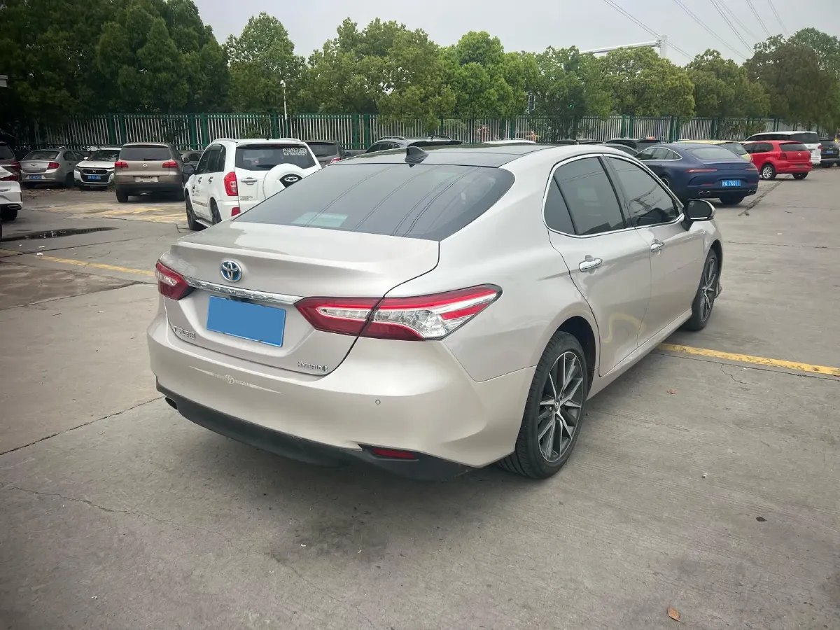 2023 Toyota Camry 2.5L 178HP L4 E-CVT Hybrid,autocango,china used car exporter,china ev exporter,chinese used car exporter,chinese used ev exporter
