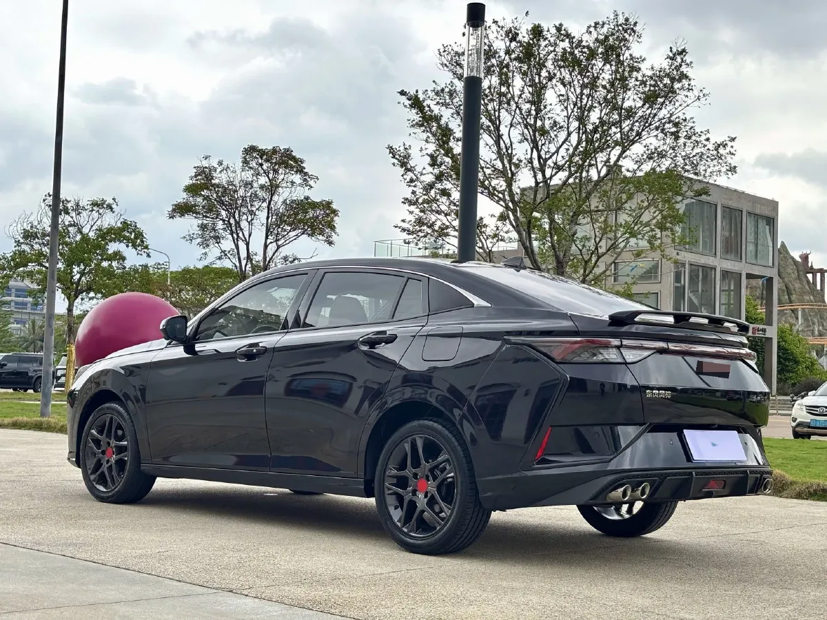 2021 DongFeng Aeolus YiXuan 1.5T 150HP L4 6DCT,autocango,china used car exporter,china ev exporter,chinese used car exporter,chinese used ev exporter