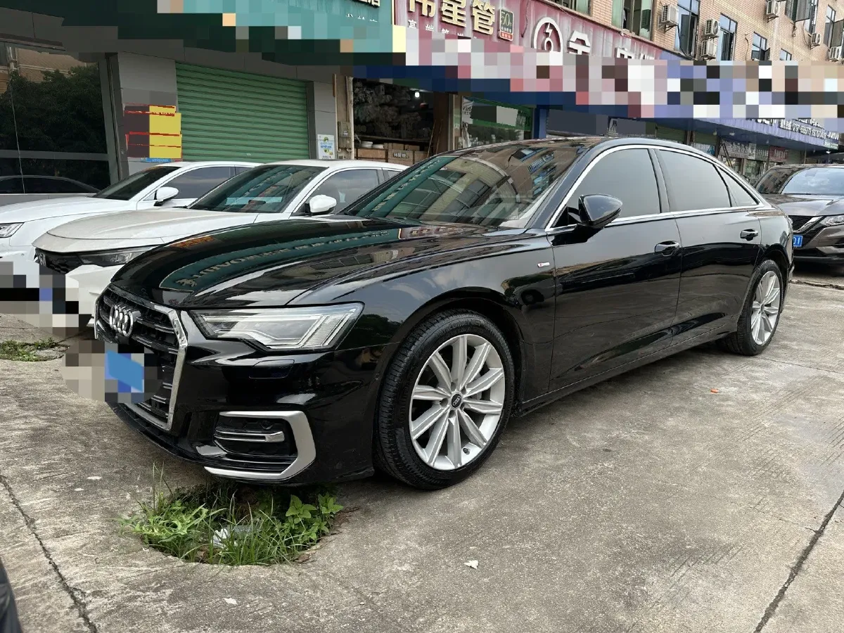 2023 Audi A6L 2.0T 245HP L4 7DCT,autocango,china used car exporter,china ev exporter,chinese used car exporter,chinese used ev exporter