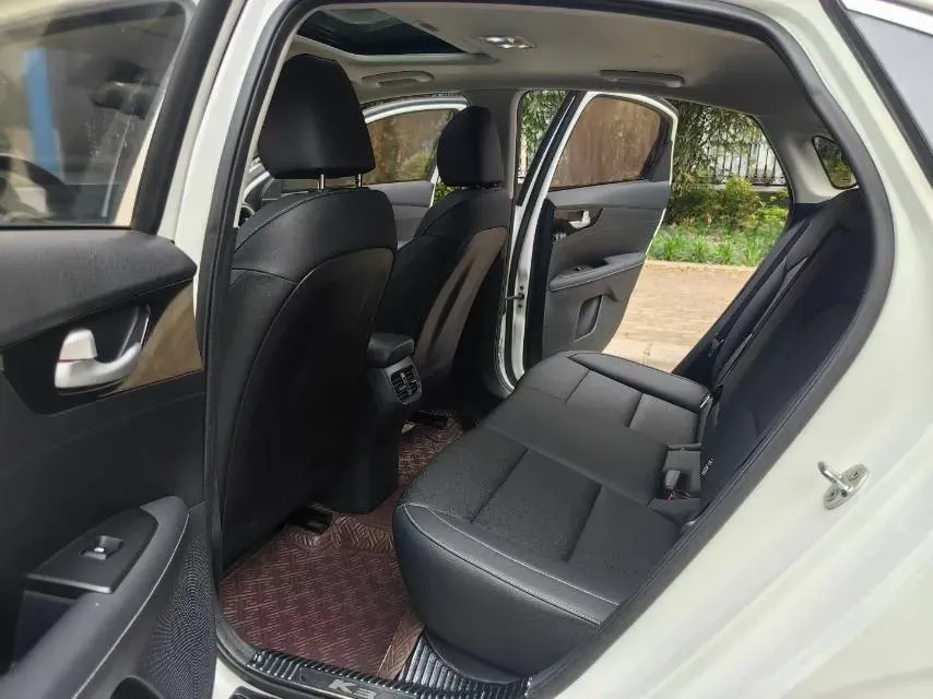 2020 Kia K3 1.5L 115HP L4 CVT,autocango,china used car exporter,china ev exporter,chinese used car exporter,chinese used ev exporter