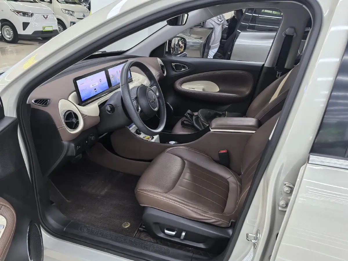 2023 WuLing BinGuo BEV 31.9KWH,autocango,china used car exporter,china ev exporter,chinese used car exporter,chinese used ev exporter