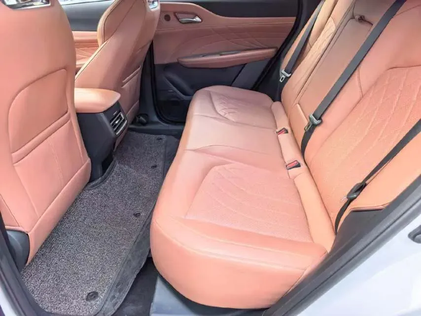 2024 ChangAn UNI-Z 1.5L 98HP L4 E-CVT PHEV 18.4KWH,autocango,china used car exporter,china ev exporter,chinese used car exporter,chinese used ev exporter