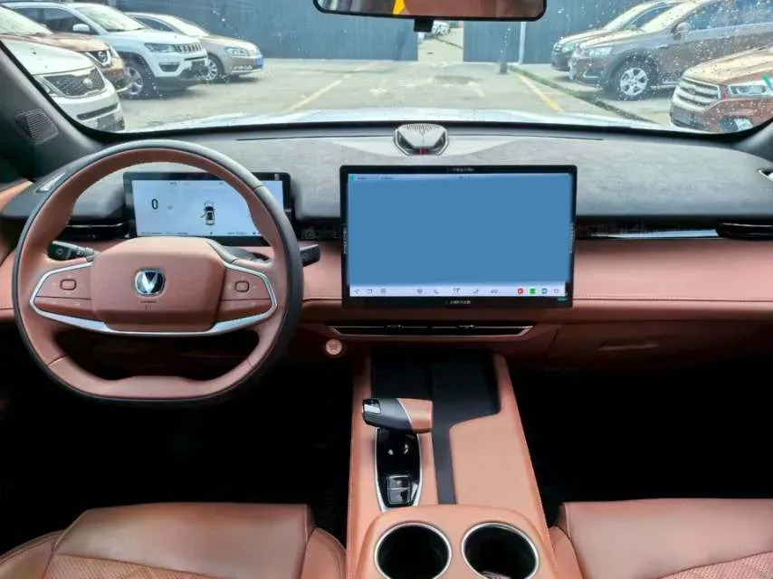 2024 ChangAn UNI-Z 1.5L 98HP L4 E-CVT PHEV 18.4KWH,autocango,china used car exporter,china ev exporter,chinese used car exporter,chinese used ev exporter