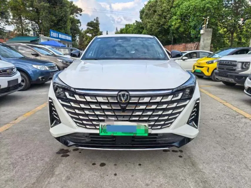 2024 ChangAn UNI-Z 1.5L 98HP L4 E-CVT PHEV 18.4KWH,autocango,china used car exporter,china ev exporter,chinese used car exporter,chinese used ev exporter