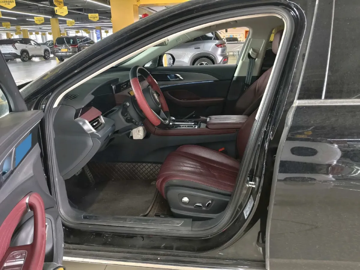 2023 HongQi H5 2.0T 224HP L4 8AT,autocango,china used car exporter,china ev exporter,chinese used car exporter,chinese used ev exporter