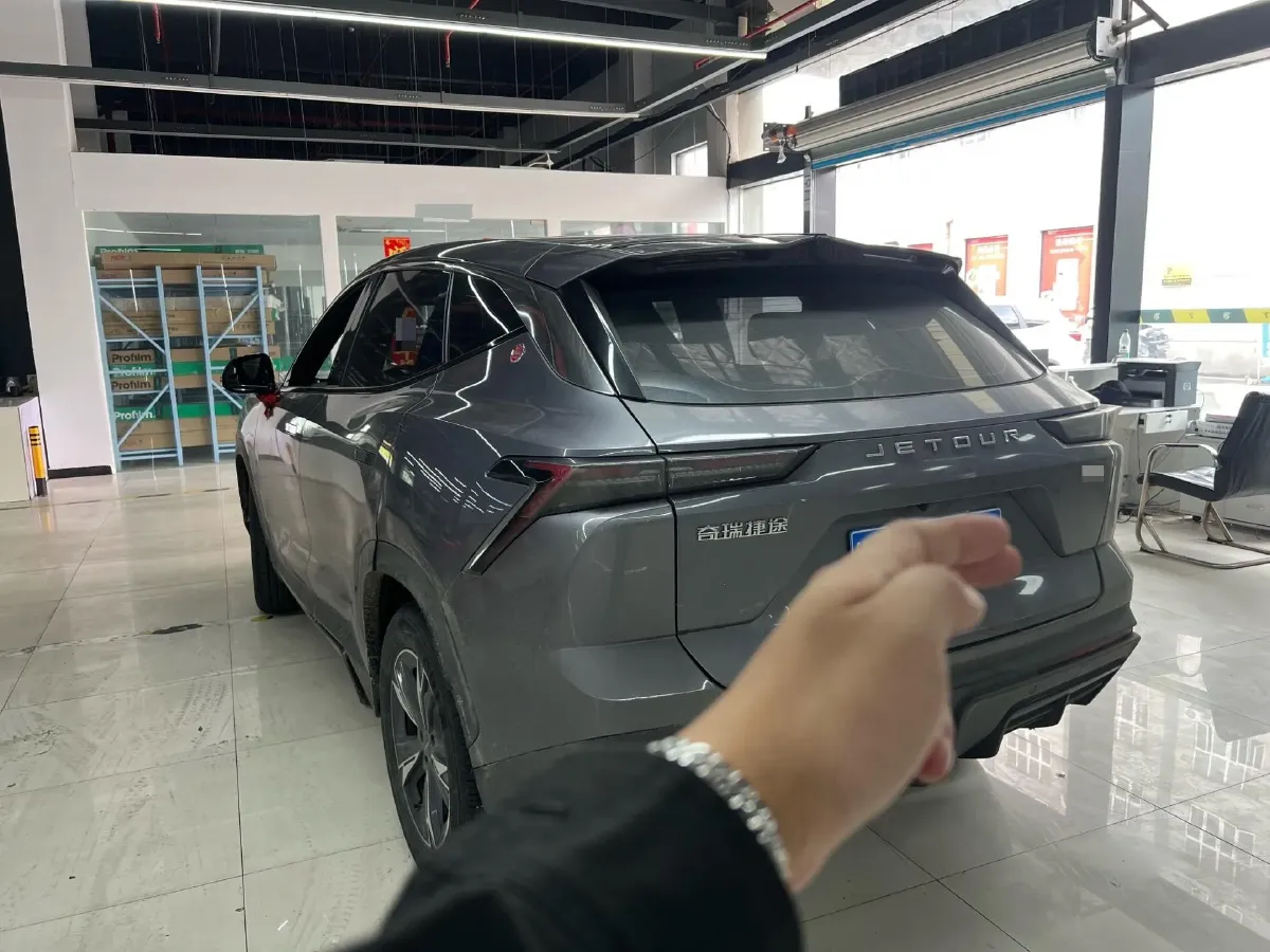 2023 Jetour DASHING 1.5T 156HP L4 6DCT,autocango,china used car exporter,china ev exporter,chinese used car exporter,chinese used ev exporter