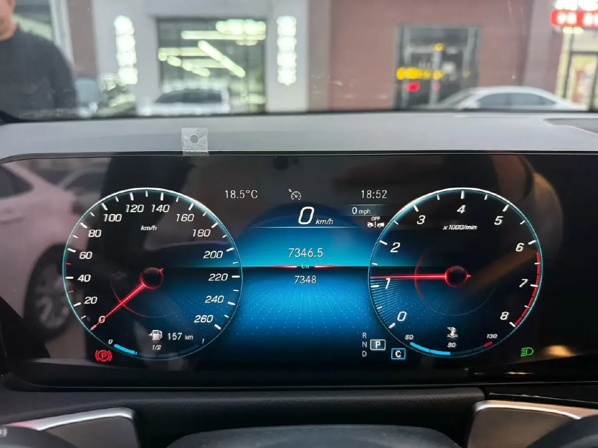 2023 Mercedes-Benz GLB Class 2.0T 190HP L4 8DCT,autocango,china used car exporter,china ev exporter,chinese used car exporter,chinese used ev exporter