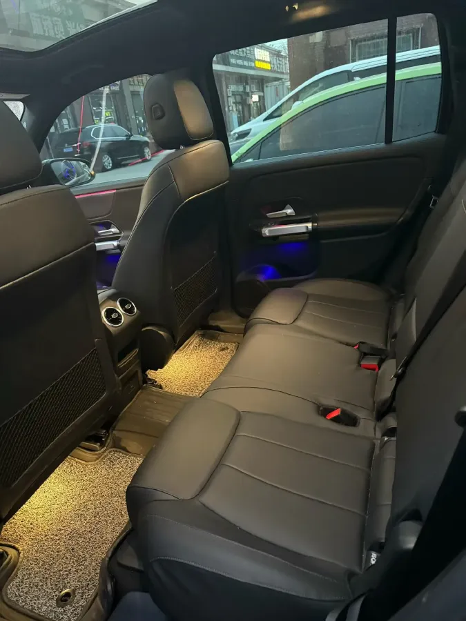 2023 Mercedes-Benz GLB Class 2.0T 190HP L4 8DCT,autocango,china used car exporter,china ev exporter,chinese used car exporter,chinese used ev exporter