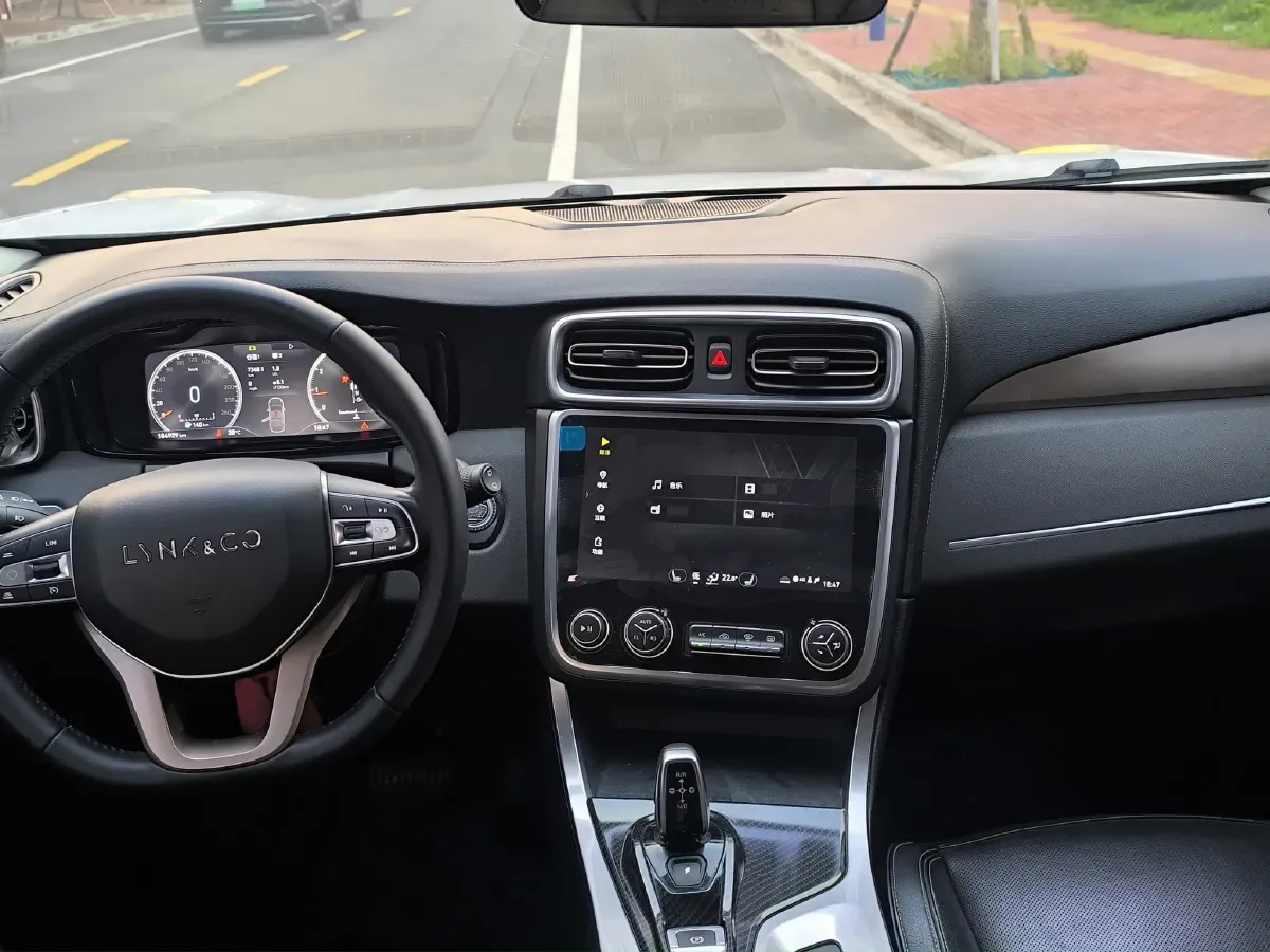 2018 Foton Tunland 2.0T 218HP L4 6AT,autocango,china used car exporter,china ev exporter,chinese used car exporter,chinese used ev exporter