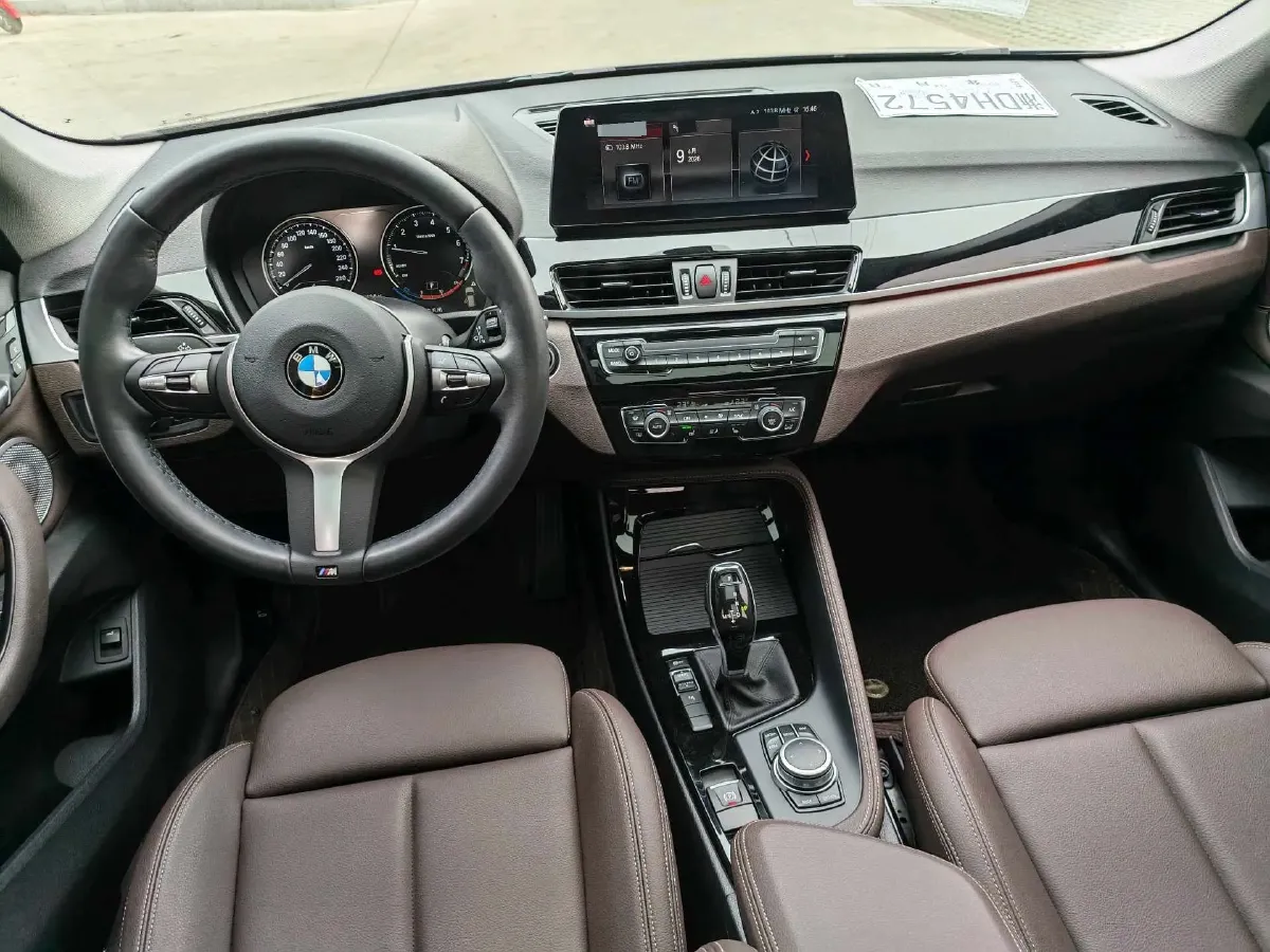 2021 BMW X1 1.5T 140HP L3 7DCT,autocango,china used car exporter,china ev exporter,chinese used car exporter,chinese used ev exporter