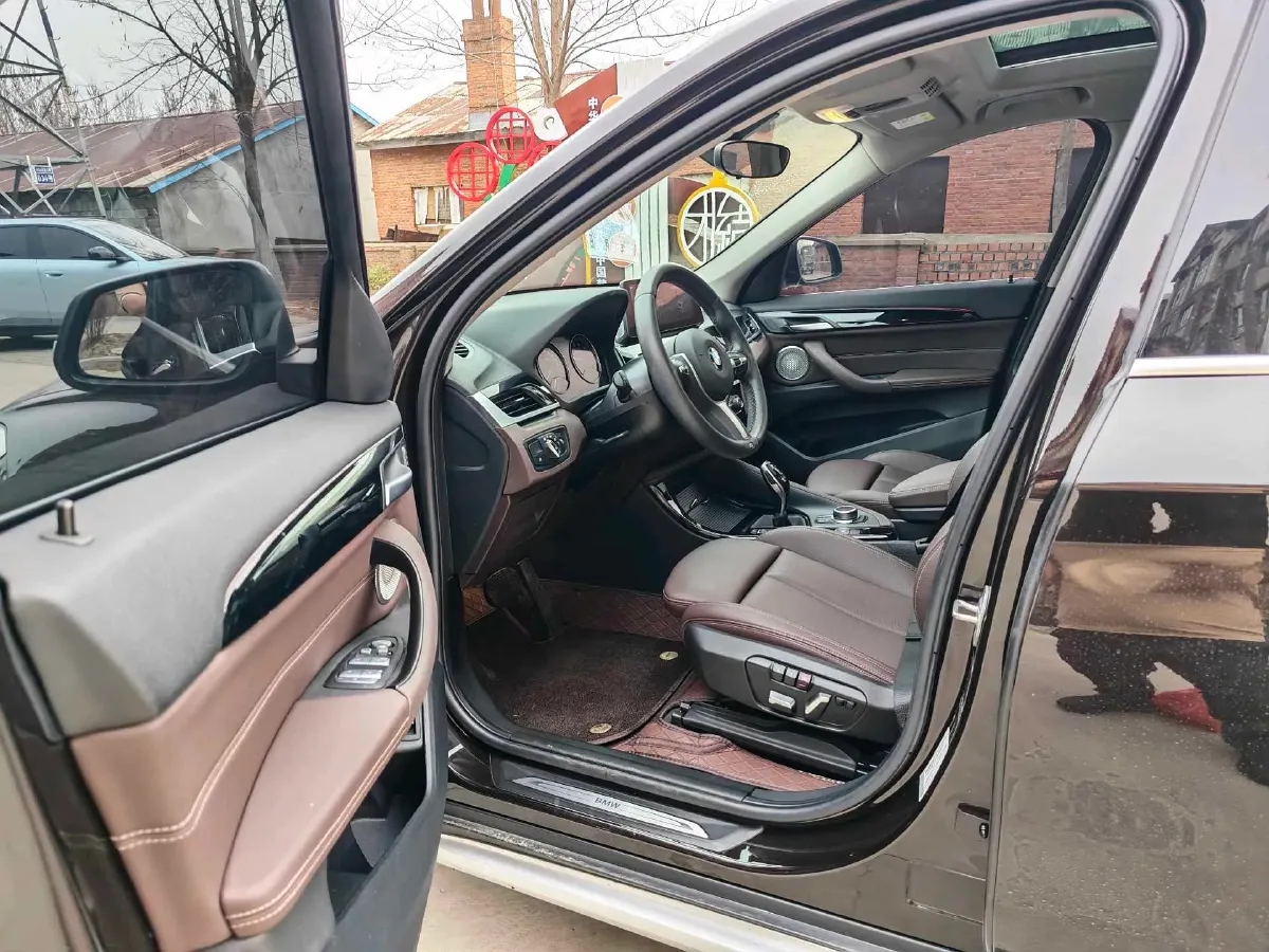 2021 BMW X1 1.5T 140HP L3 7DCT,autocango,china used car exporter,china ev exporter,chinese used car exporter,chinese used ev exporter