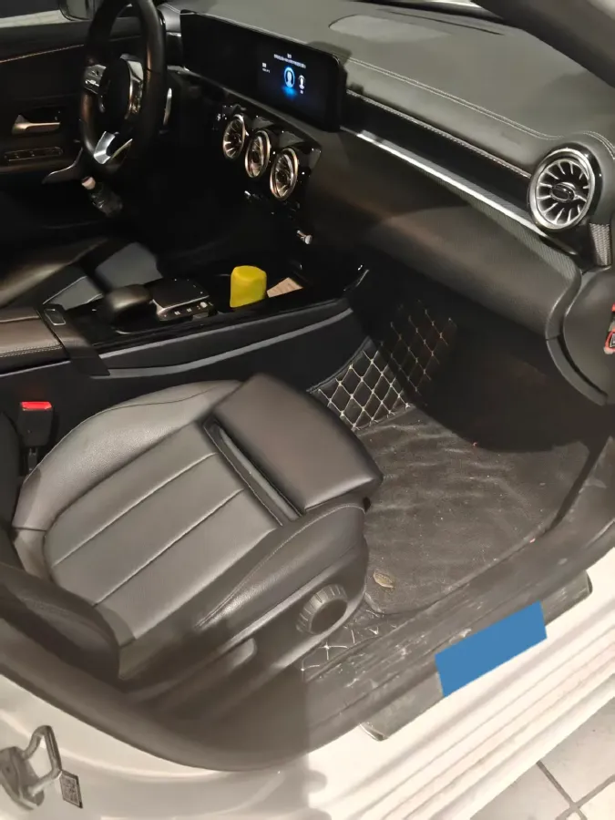 2022 Mercedes-Benz A Class 1.3T 163HP L4 7DCT,autocango,china used car exporter,china ev exporter,chinese used car exporter,chinese used ev exporter