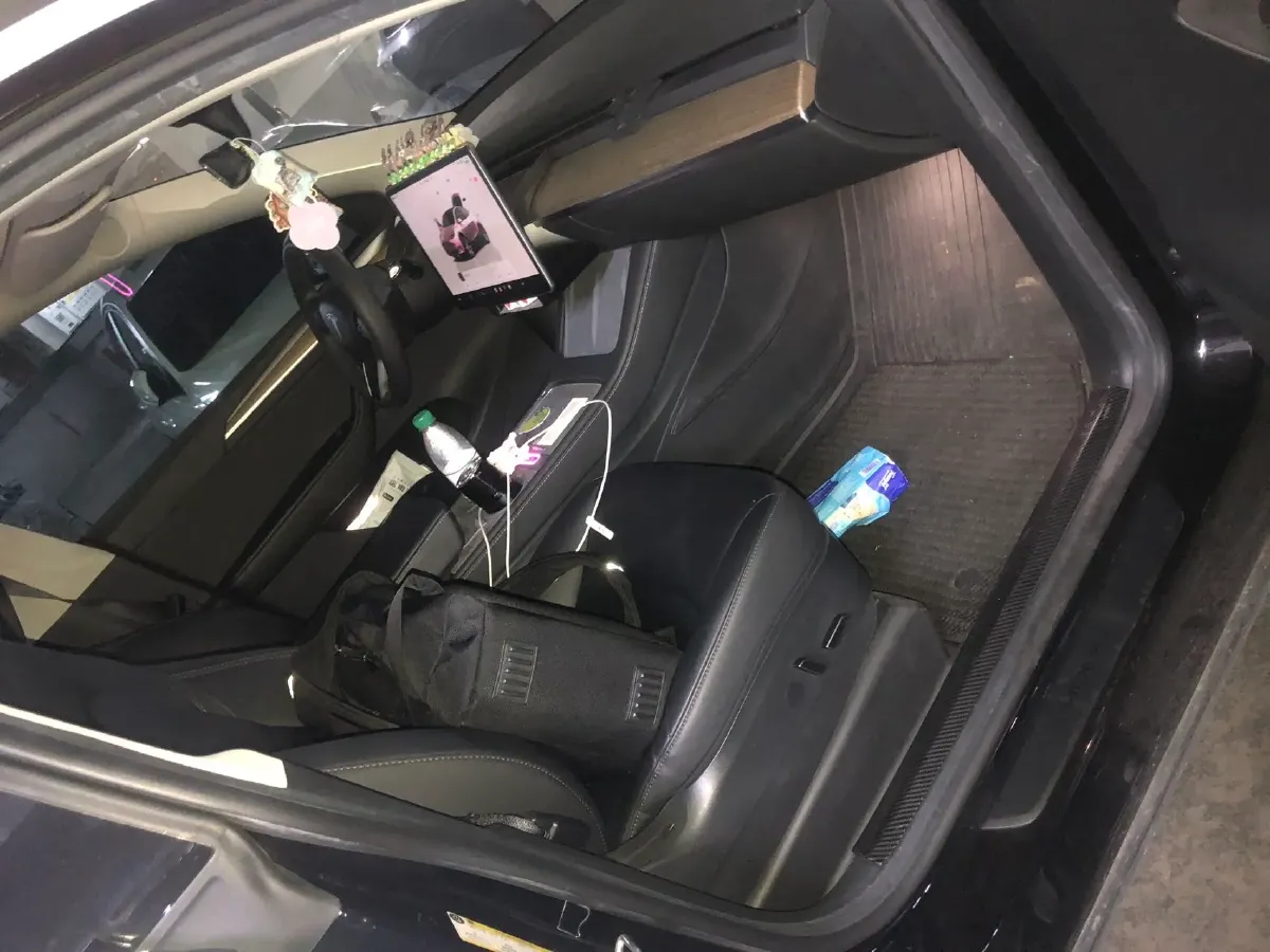 2022 Tesla Model Y BEV 60KWH,autocango,china used car exporter,china ev exporter,chinese used car exporter,chinese used ev exporter