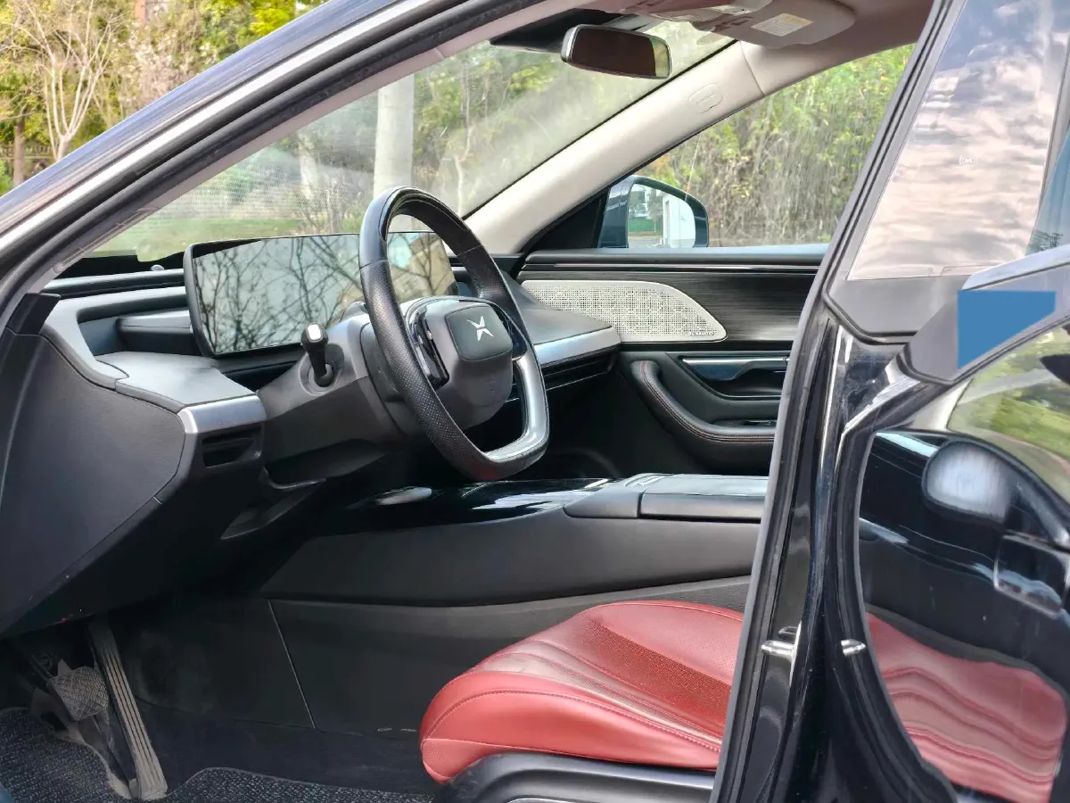 2020 Xpeng P7 BEV 70.8KWH,autocango,china used car exporter,china ev exporter,chinese used car exporter,chinese used ev exporter