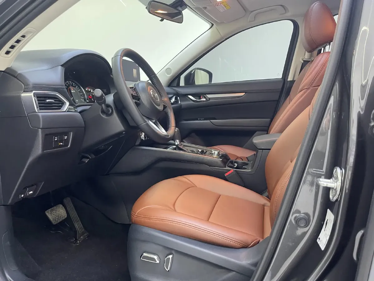 2022 MAXUS XinTu V90 2.0T 150HP L4 6AT,autocango,china used car exporter,china ev exporter,chinese used car exporter,chinese used ev exporter