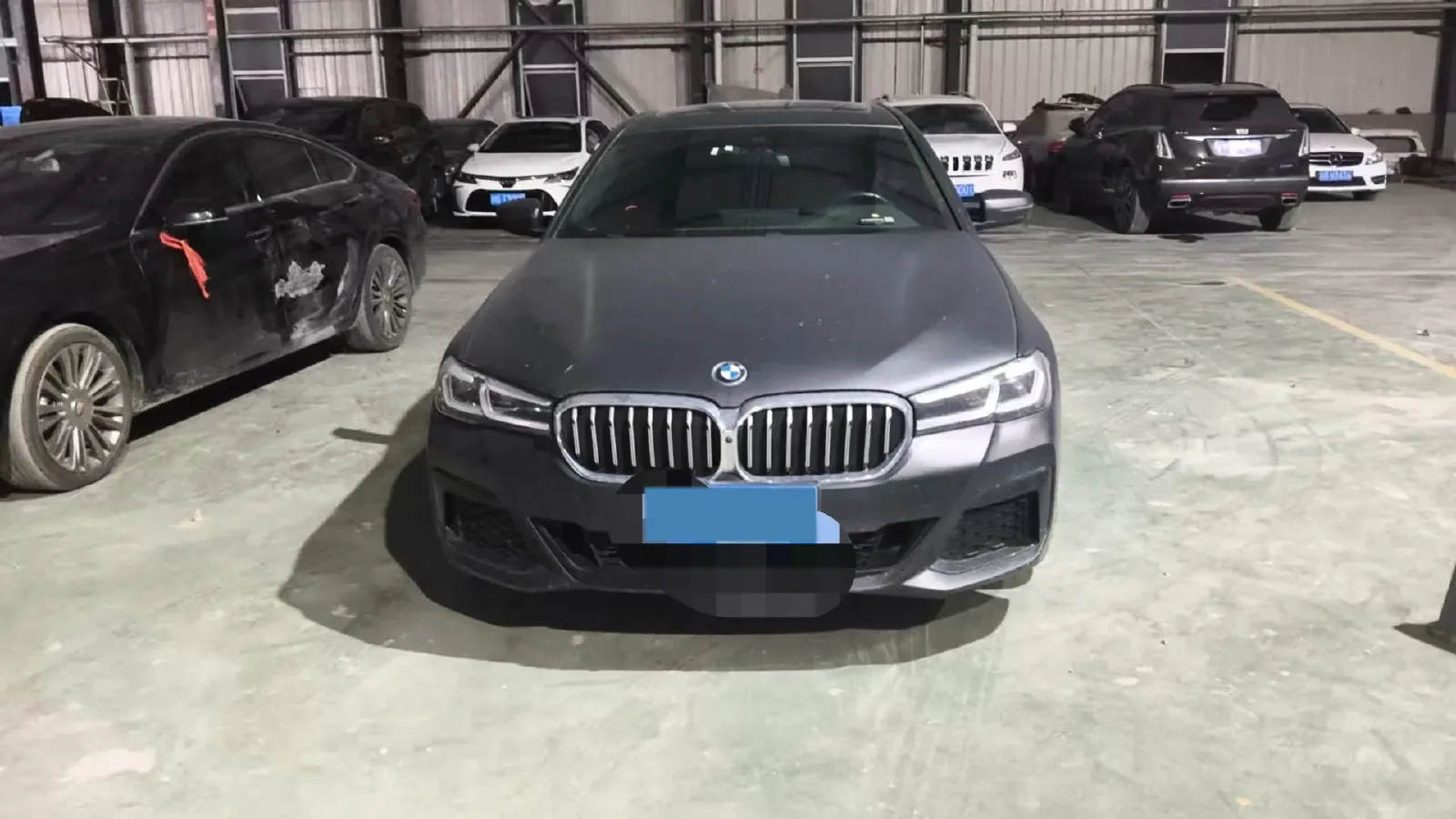 2022 BMW 5 Series 2.0T 252HP L4 8AT,autocango,china used car exporter,china ev exporter,chinese used car exporter,chinese used ev exporter