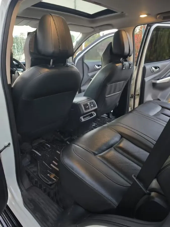 2020 Nissan Terra 2.5L 193HP L4 7AT,autocango,china used car exporter,china ev exporter,chinese used car exporter,chinese used ev exporter