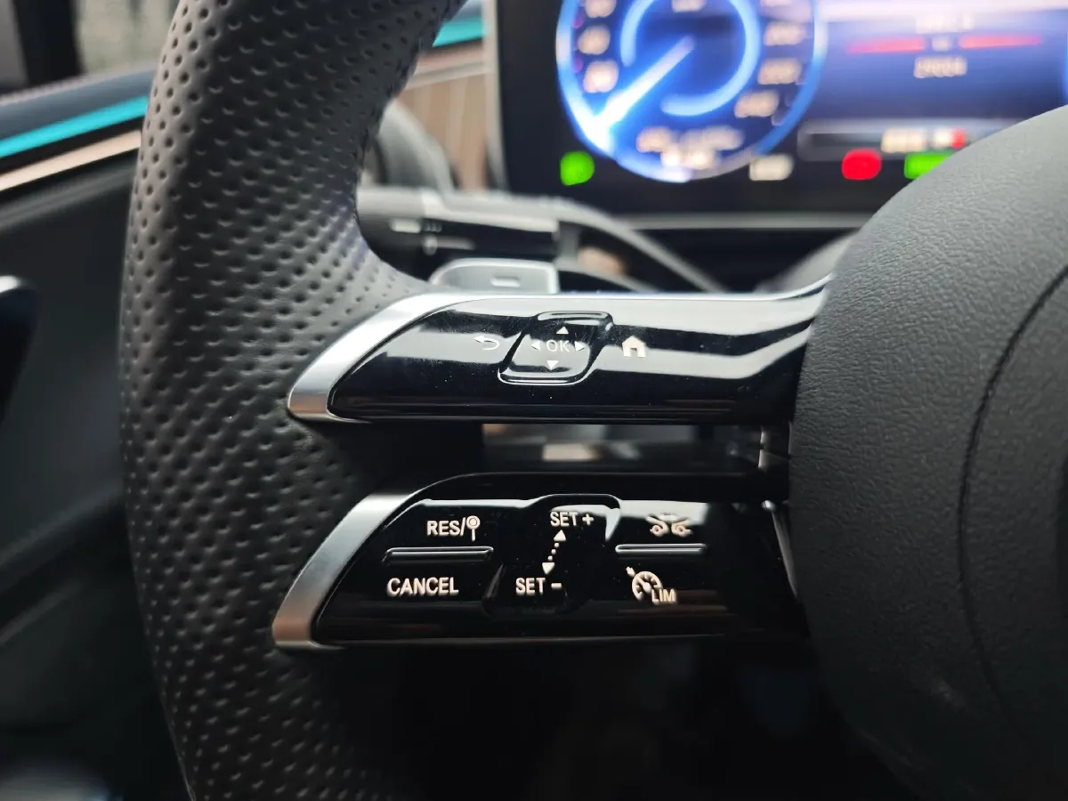 2022 Mercedes-Benz EQE Class BEV 96.1KWH,autocango,china used car exporter,china ev exporter,chinese used car exporter,chinese used ev exporter