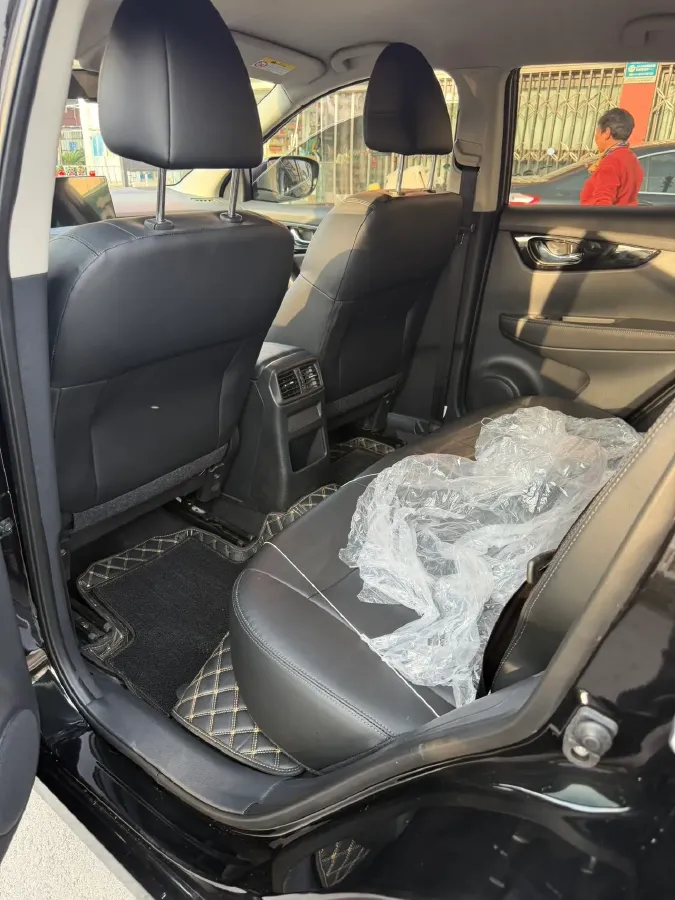 2025 Nissan Qashqai 2.0L 151HP L4 CVT,autocango,china used car exporter,china ev exporter,chinese used car exporter,chinese used ev exporter
