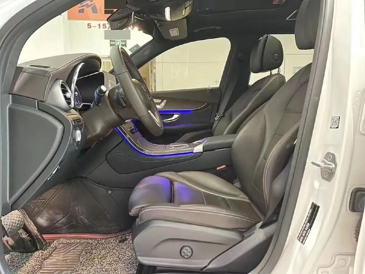 2020 Mercedes-Benz GLC Class 2.0T 197HP L4 9AT,autocango,china used car exporter,china ev exporter,chinese used car exporter,chinese used ev exporter