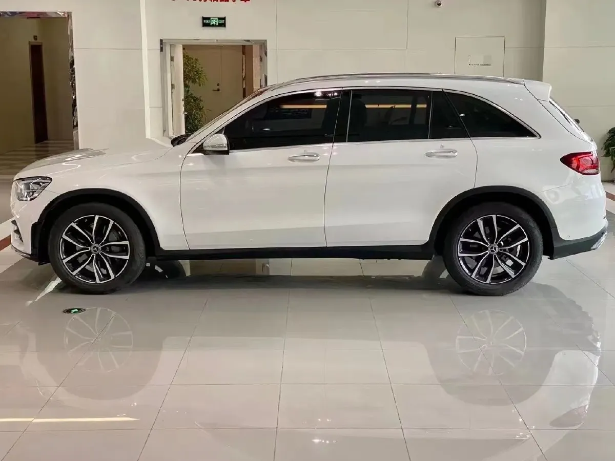 2020 Mercedes-Benz GLC Class 2.0T 197HP L4 9AT,autocango,china used car exporter,china ev exporter,chinese used car exporter,chinese used ev exporter