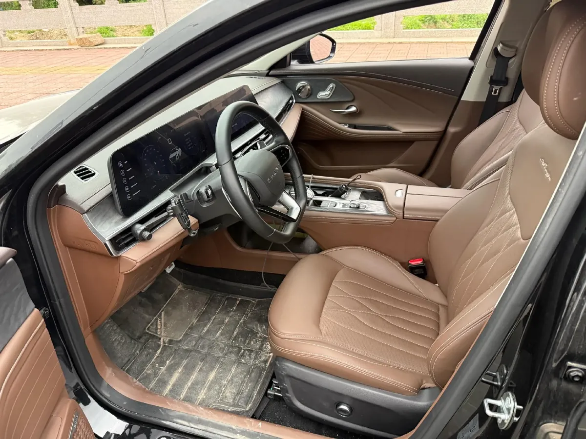 2023 Chery Arrizo 8 2.0T 254HP L4 7DCT,autocango,china used car exporter,china ev exporter,chinese used car exporter,chinese used ev exporter