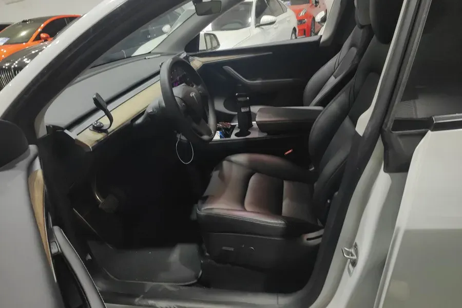 2021 Tesla Model Y BEV 60KWH,autocango,china used car exporter,china ev exporter,chinese used car exporter,chinese used ev exporter