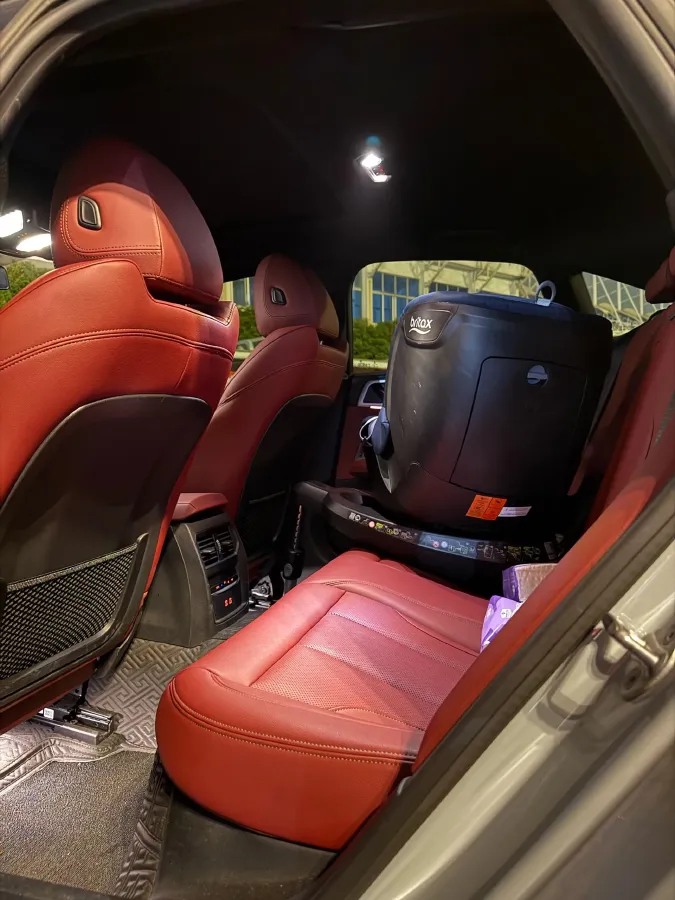 2022 MAXUS T90 RV 2.0T 218HP L4 8AT,autocango,china used car exporter,china ev exporter,chinese used car exporter,chinese used ev exporter