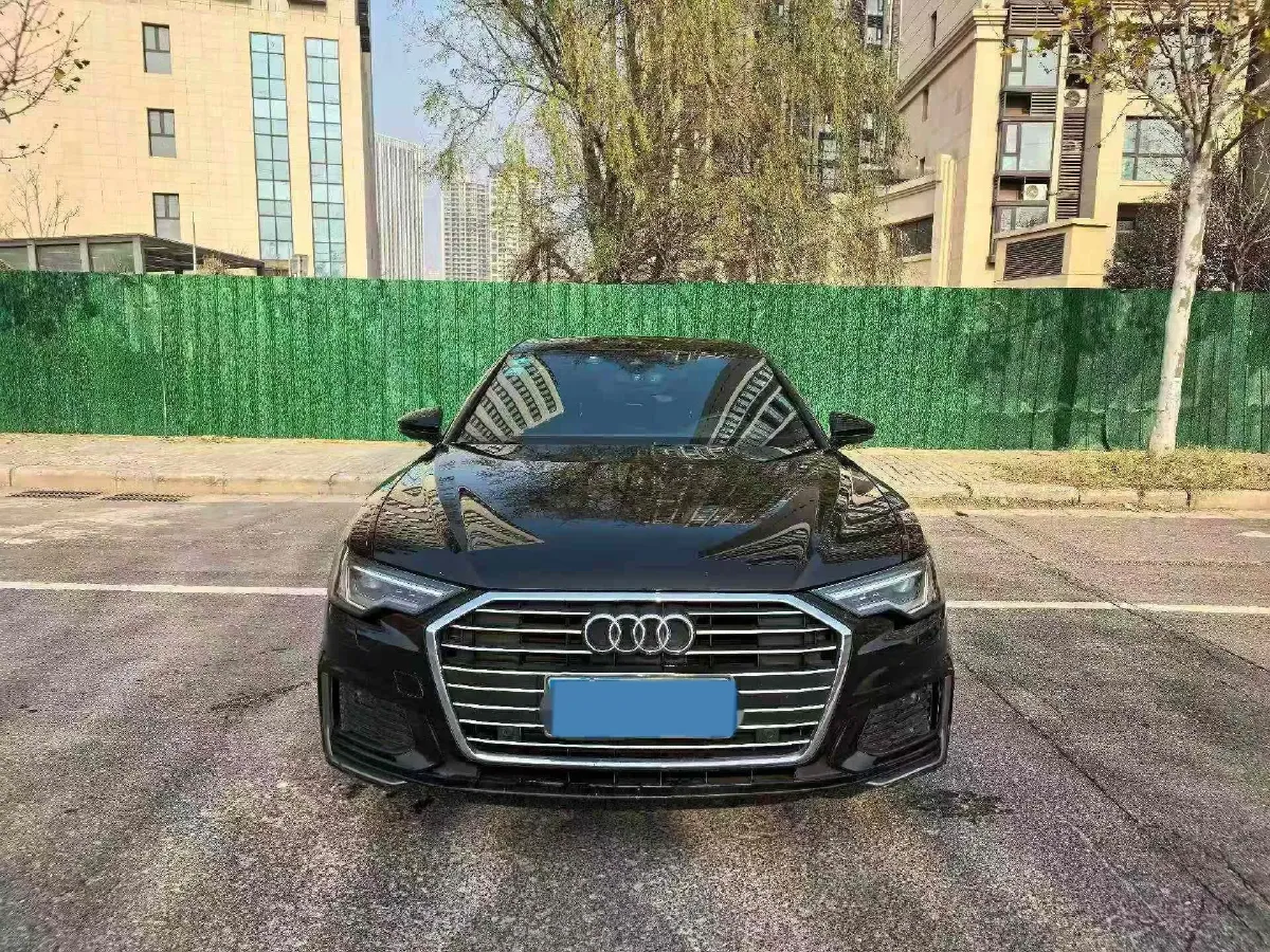 2019 Mercedes-Benz E Class 1.5T 184HP L4 9AT,autocango,china used car exporter,china ev exporter,chinese used car exporter,chinese used ev exporter