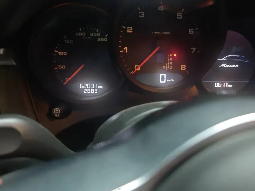 2018 Porsche Macan 2.0T 252HP L4 7DCT,autocango,china used car exporter,china ev exporter,chinese used car exporter,chinese used ev exporter