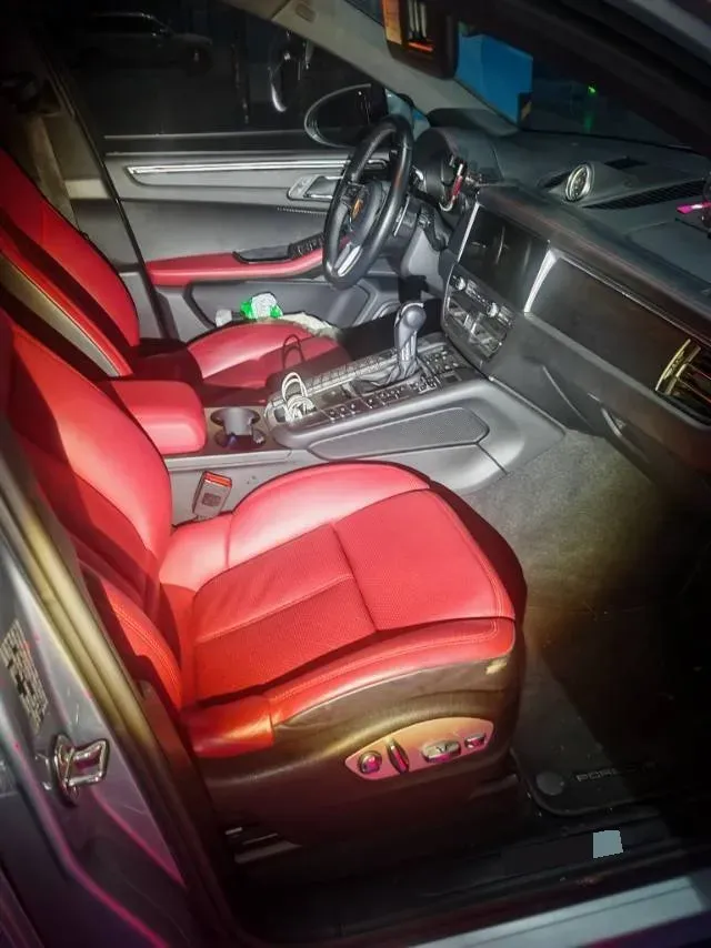 2018 Porsche Macan 2.0T 252HP L4 7DCT,autocango,china used car exporter,china ev exporter,chinese used car exporter,chinese used ev exporter