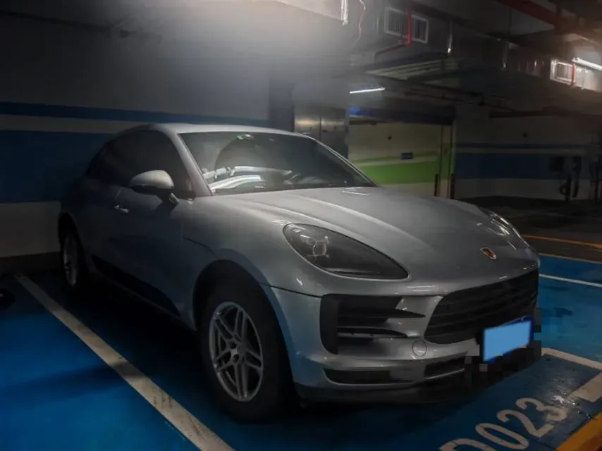 2018 Porsche Macan 2.0T 252HP L4 7DCT,autocango,china used car exporter,china ev exporter,chinese used car exporter,chinese used ev exporter