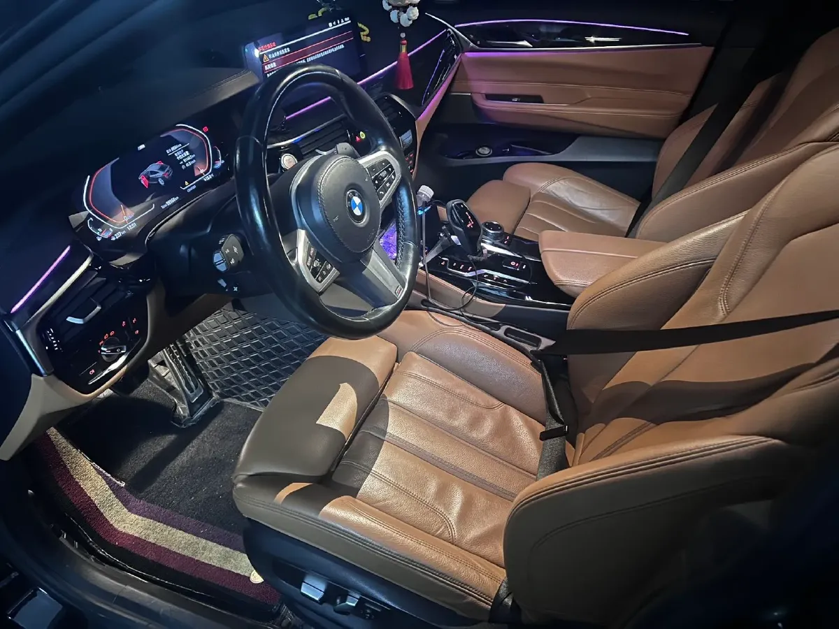 2021 BMW 6 Series GT 2.0T 258HP L4 8AT,autocango,china used car exporter,china ev exporter,chinese used car exporter,chinese used ev exporter