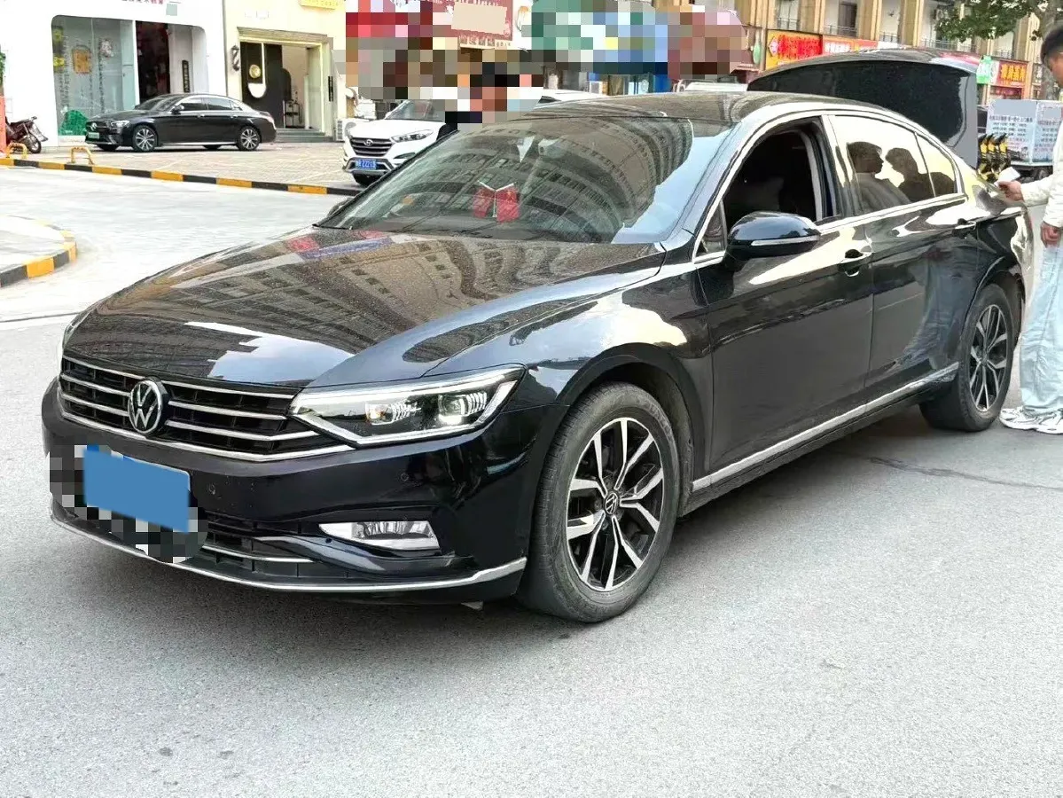 2020 Volkswagen Magotan 2.0T 186HP L4 7DCT,autocango,china used car exporter,china ev exporter,chinese used car exporter,chinese used ev exporter