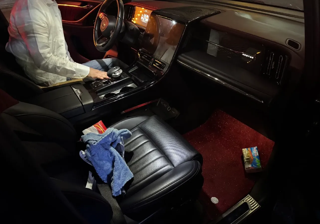 2023 GAC Trumpchi M8 2.0T 252HP L4 8AT,autocango,china used car exporter,china ev exporter,chinese used car exporter,chinese used ev exporter