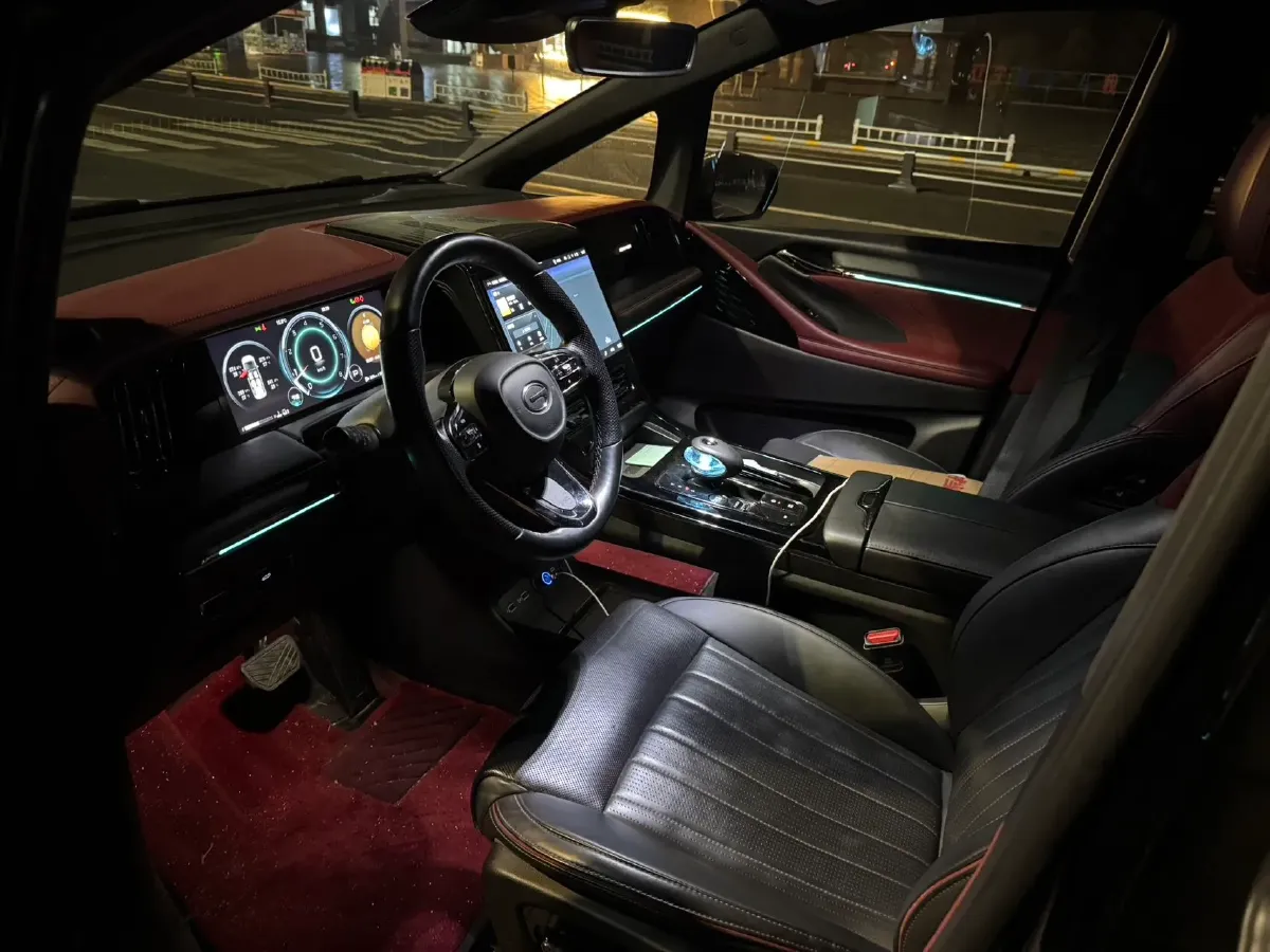 2023 GAC Trumpchi M8 2.0T 252HP L4 8AT,autocango,china used car exporter,china ev exporter,chinese used car exporter,chinese used ev exporter