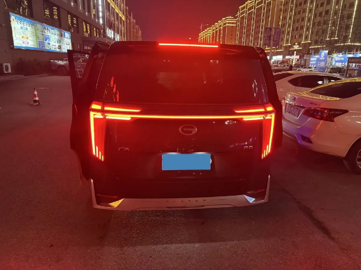 2023 GAC Trumpchi M8 2.0T 252HP L4 8AT,autocango,china used car exporter,china ev exporter,chinese used car exporter,chinese used ev exporter