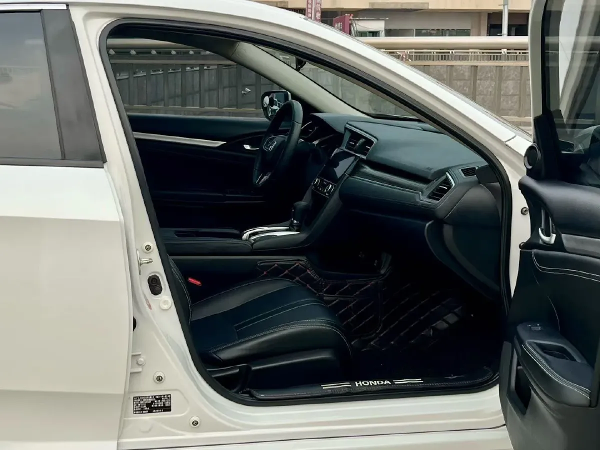 2019 Honda Civic 1.5T 177HP L4 CVT,autocango,china used car exporter,china ev exporter,chinese used car exporter,chinese used ev exporter