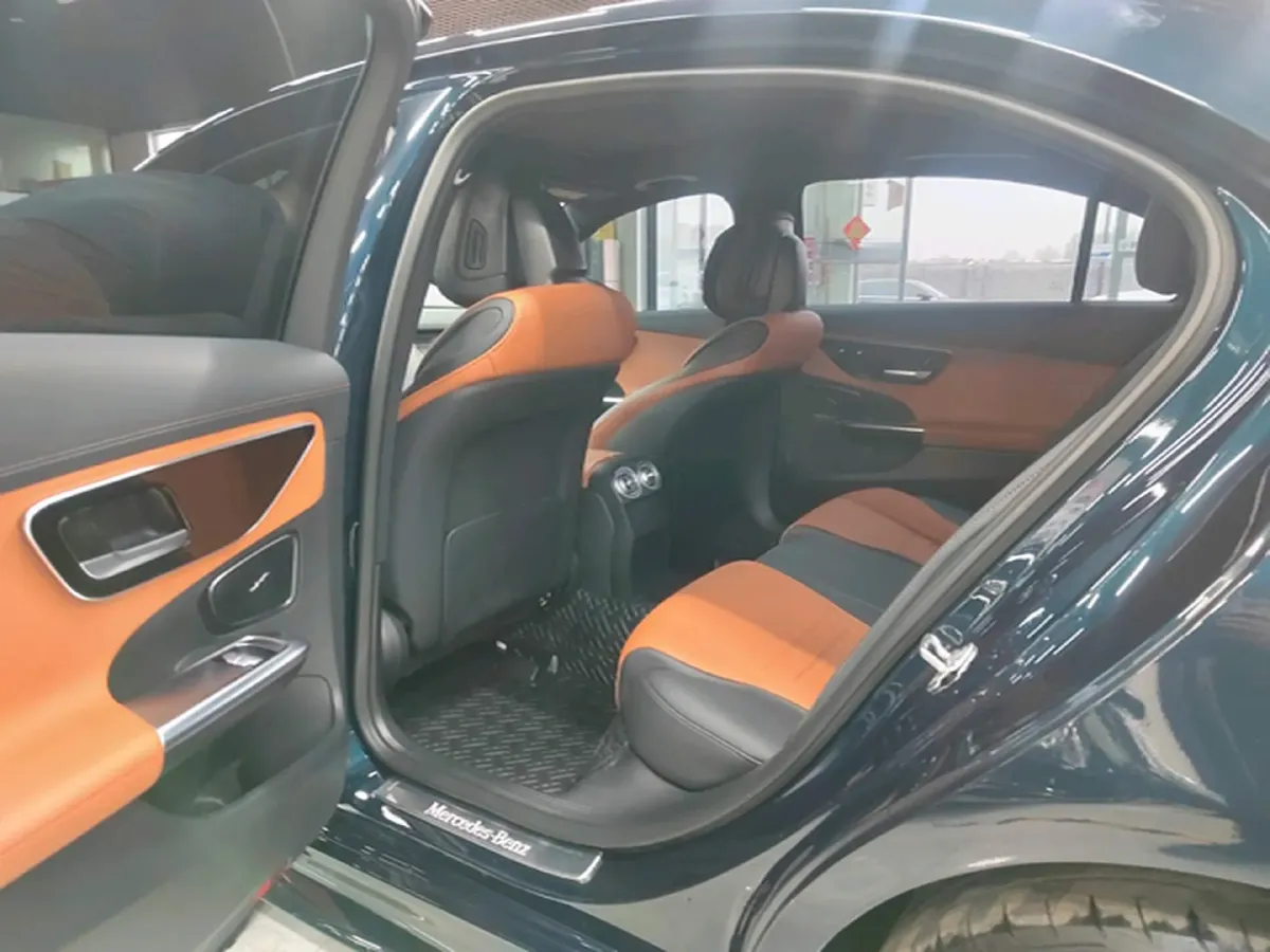 2023 Mercedes-Benz C Class 1.5T 204HP L4 9AT,autocango,china used car exporter,china ev exporter,chinese used car exporter,chinese used ev exporter