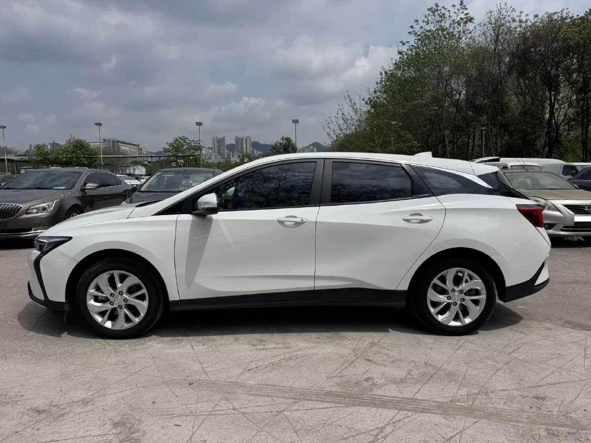 2022 Buick Envista 1.5T 184HP L4 CVT,autocango,china used car exporter,china ev exporter,chinese used car exporter,chinese used ev exporter