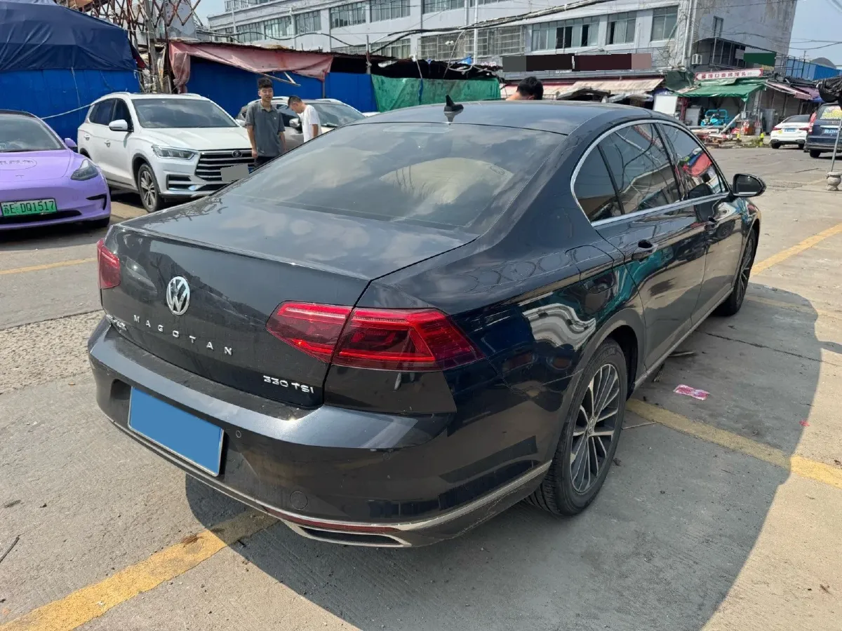 2020 Volkswagen Magotan 2.0T 186HP L4 7DCT,autocango,china used car exporter,china ev exporter,chinese used car exporter,chinese used ev exporter