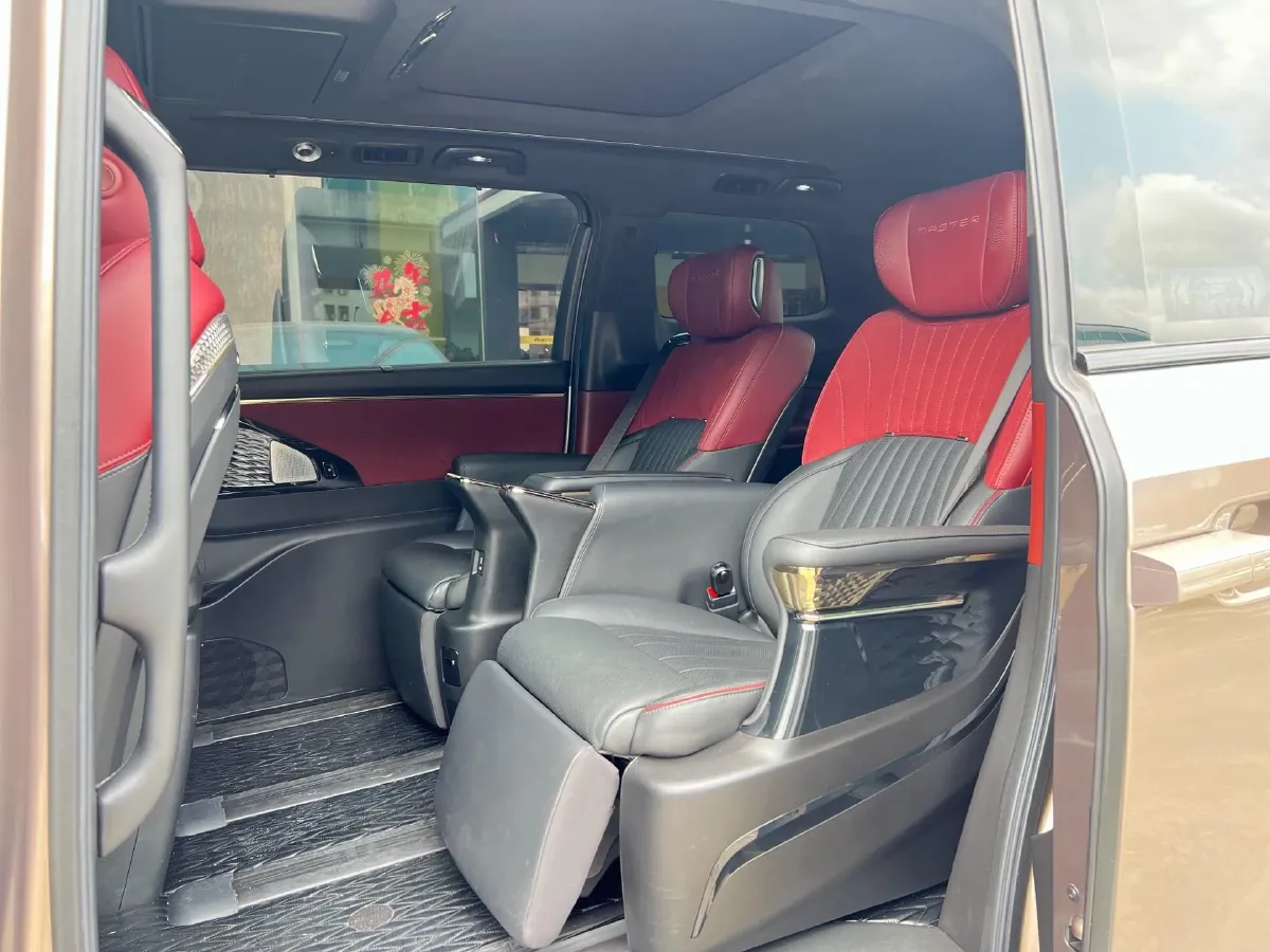 2023 GAC Trumpchi M8 2.0T 190HP L4 E-CVT Hybrid,autocango,china used car exporter,china ev exporter,chinese used car exporter,chinese used ev exporter