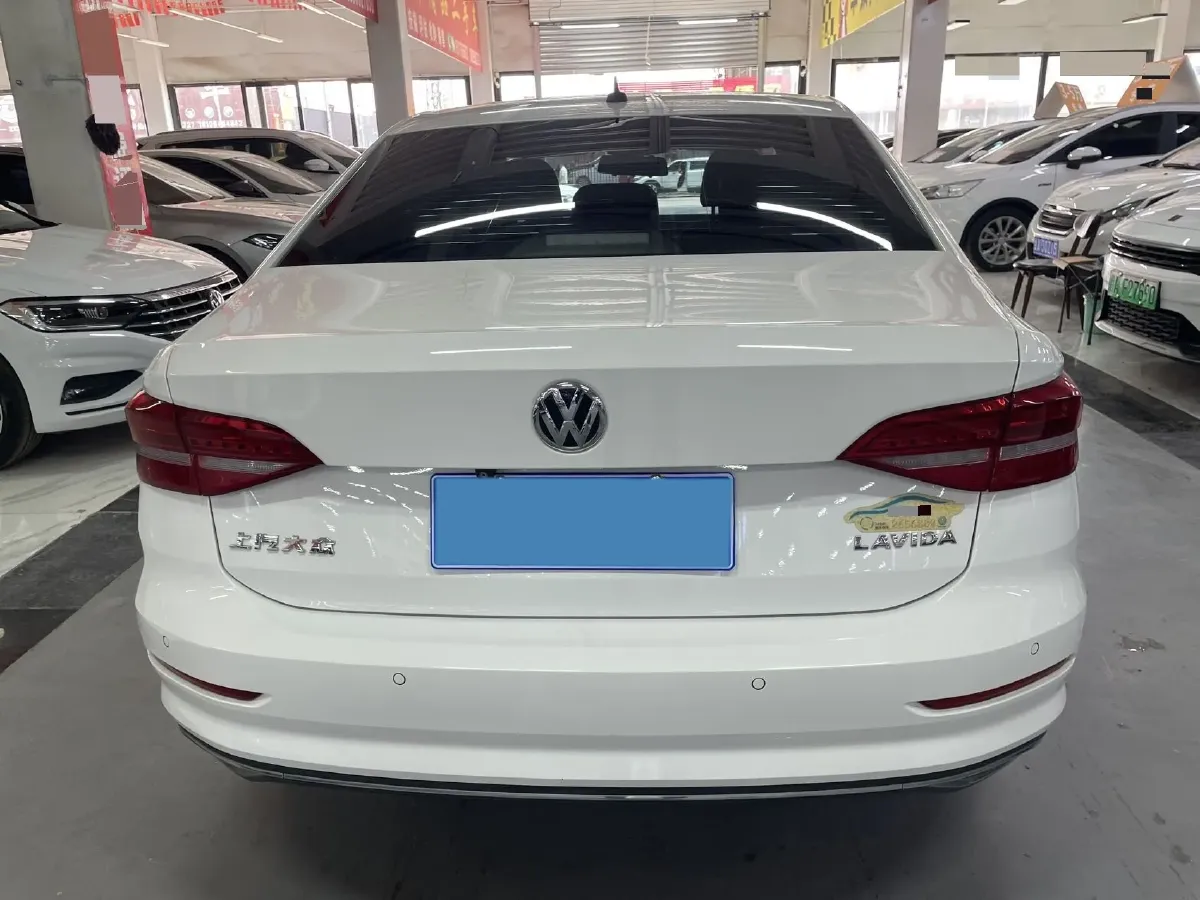 2019 Volkswagen Lavida 1.5L 113HP L4 5MT,autocango,china used car exporter,china ev exporter,chinese used car exporter,chinese used ev exporter