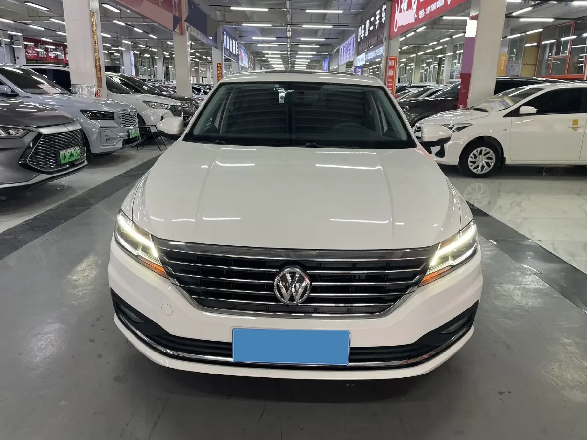 2019 Volkswagen Lavida 1.5L 113HP L4 5MT,autocango,china used car exporter,china ev exporter,chinese used car exporter,chinese used ev exporter