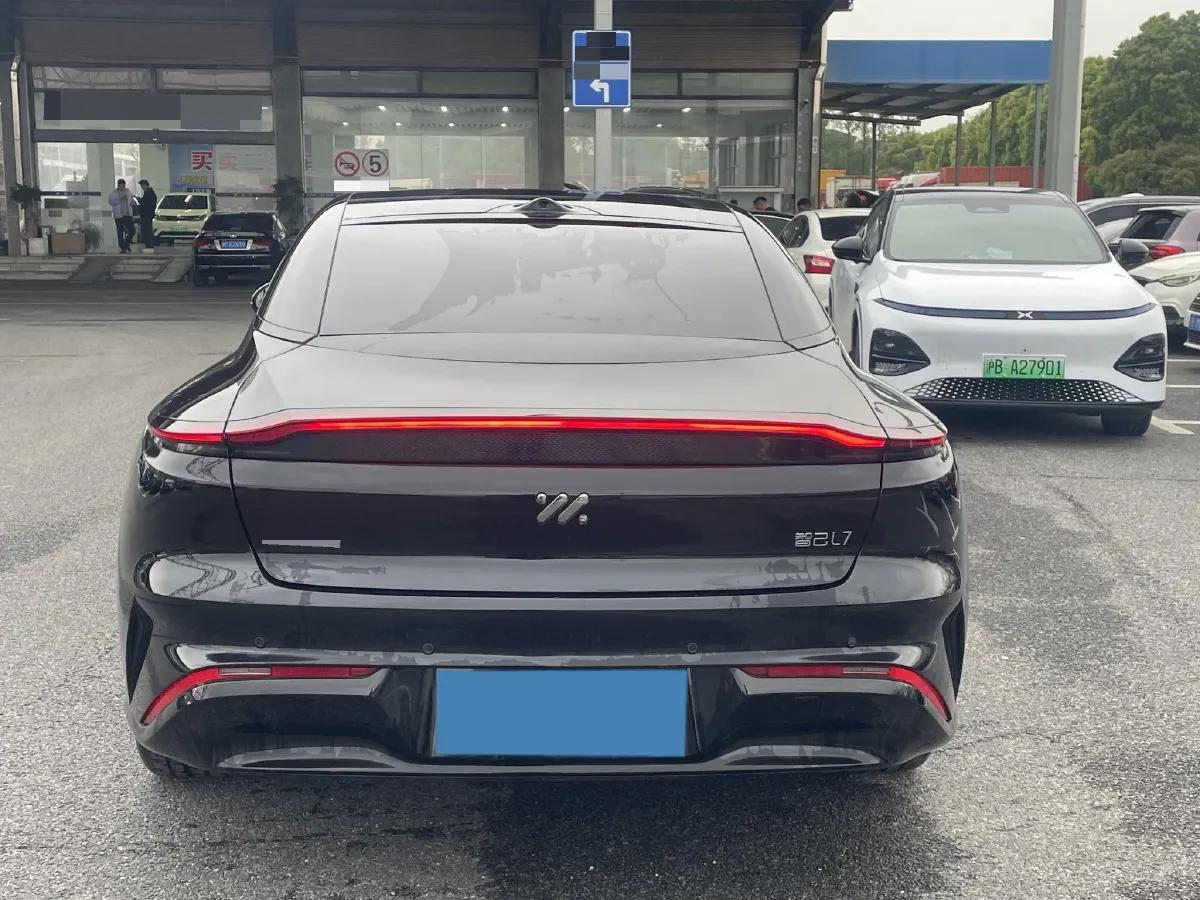 2024 IM L7 BEV 90KWH,autocango,china used car exporter,china ev exporter,chinese used car exporter,chinese used ev exporter