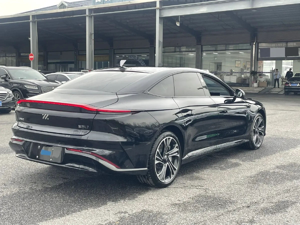 2024 IM L7 BEV 90KWH,autocango,china used car exporter,china ev exporter,chinese used car exporter,chinese used ev exporter