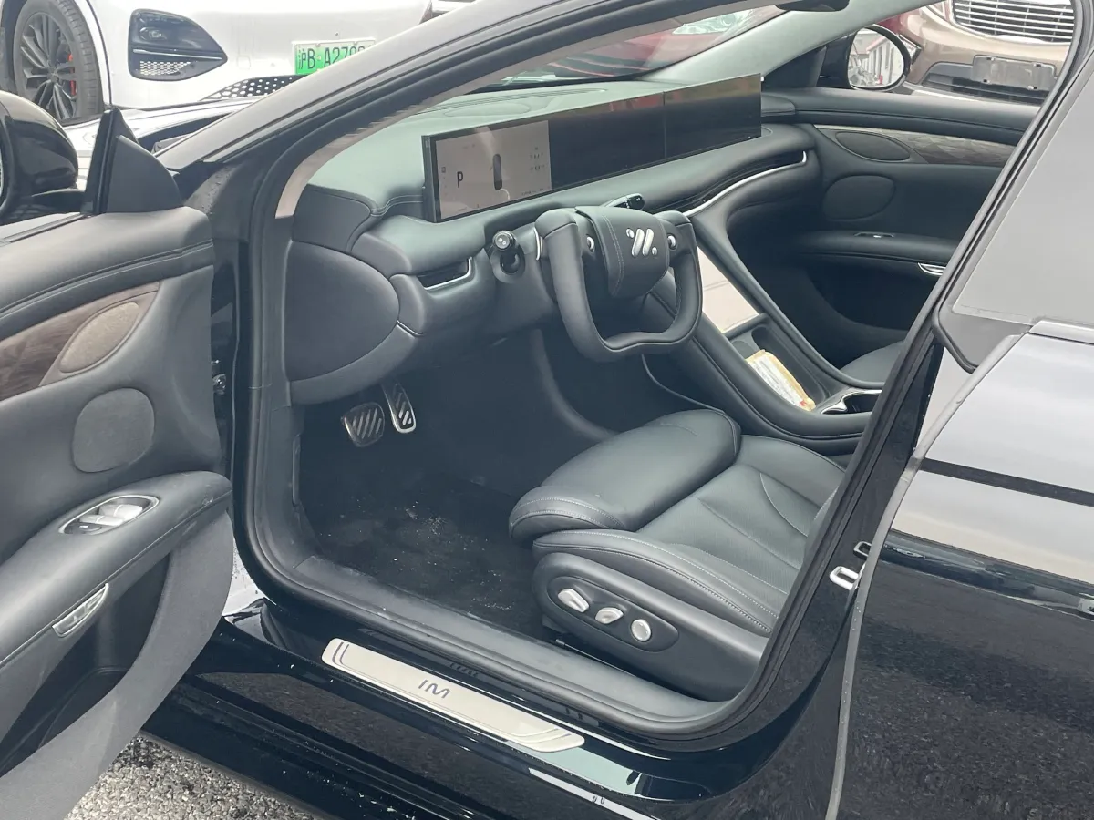 2024 IM L7 BEV 90KWH,autocango,china used car exporter,china ev exporter,chinese used car exporter,chinese used ev exporter