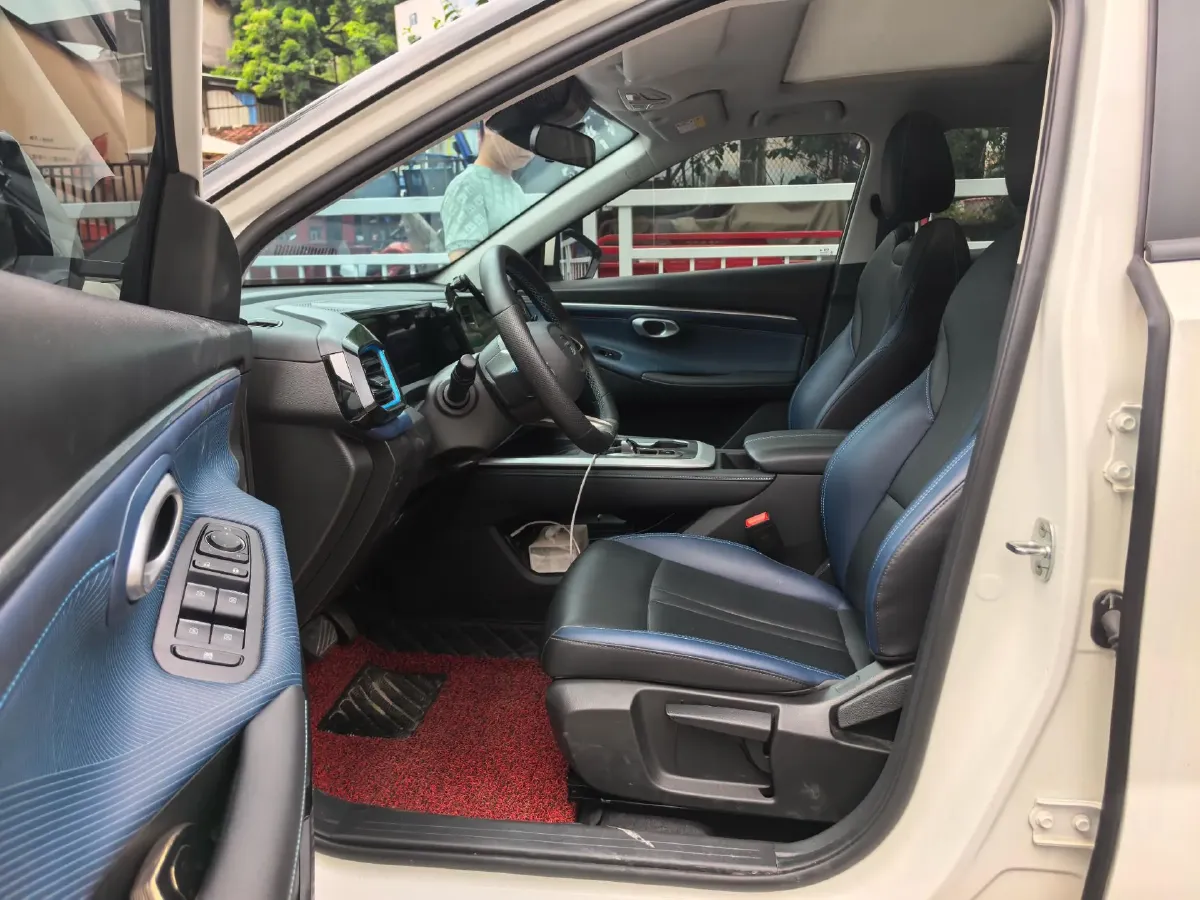 2025 GAC Trumpchi GS3 1.5T 177HP L4 7DCT,autocango,china used car exporter,china ev exporter,chinese used car exporter,chinese used ev exporter